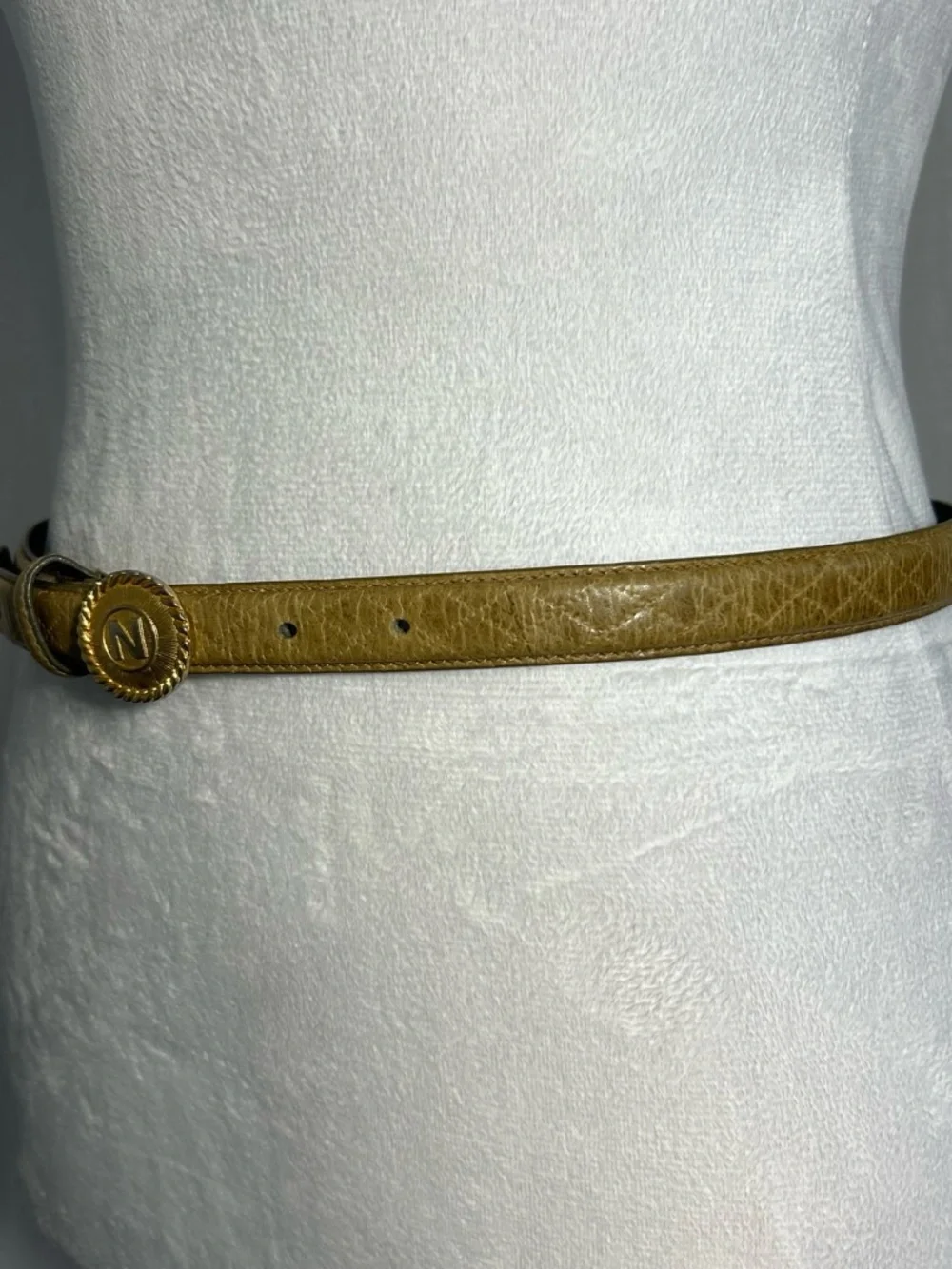 #Vintage | 1980s | Albert Nipon | Tan Genuine Leather